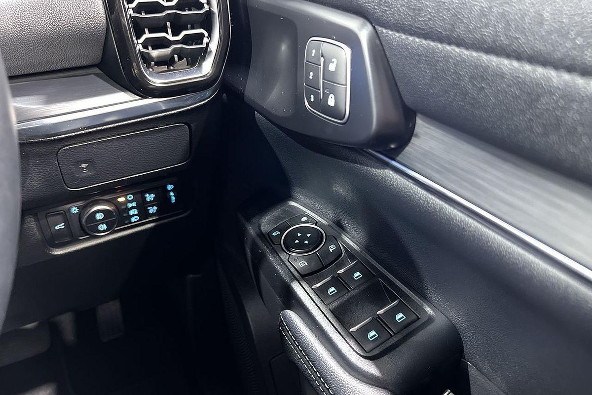 2025 Ford Everest Sport 2.0L