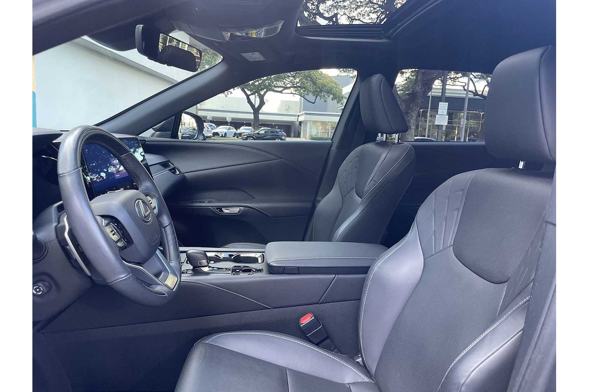 2023 Lexus RX Premium