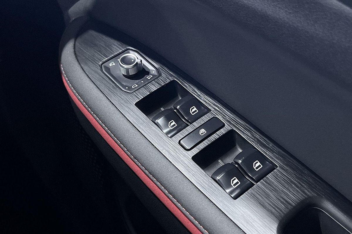 2025 GWM Ora GT ES11