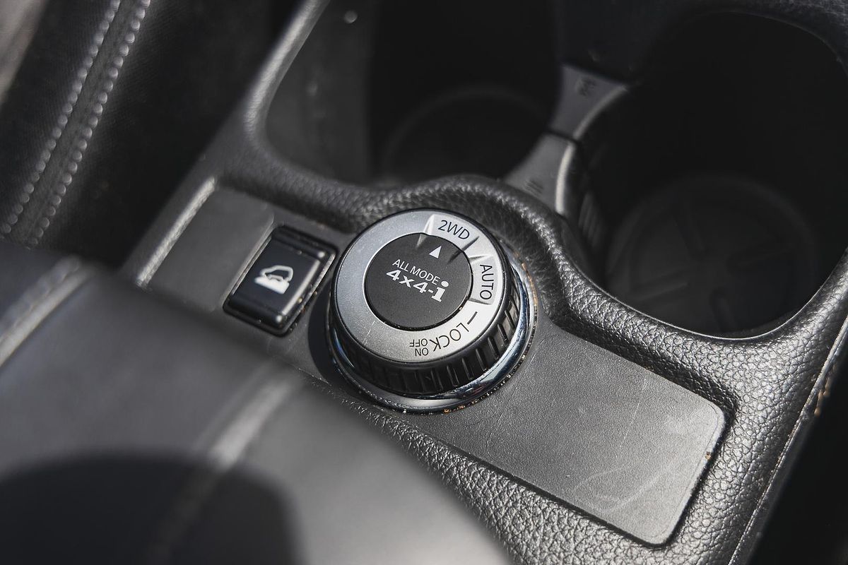 2022 Nissan X-TRAIL ST T32