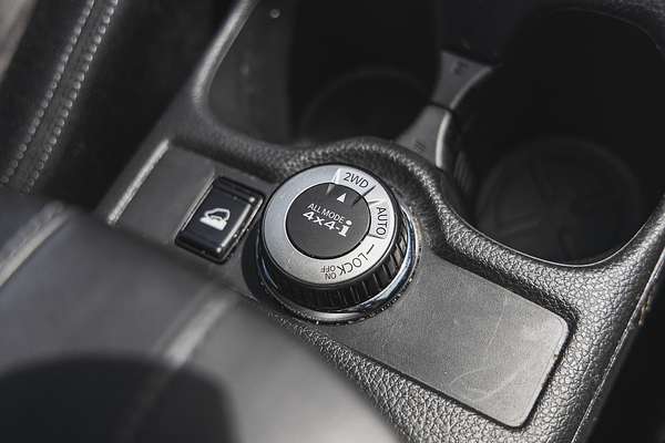 2022 Nissan X-TRAIL ST T32