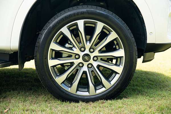 2022 Ford Everest Platinum  3.0L