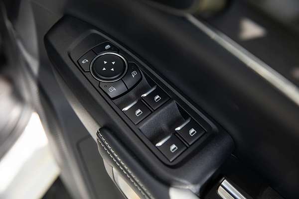 2022 Ford Everest Platinum  3.0L