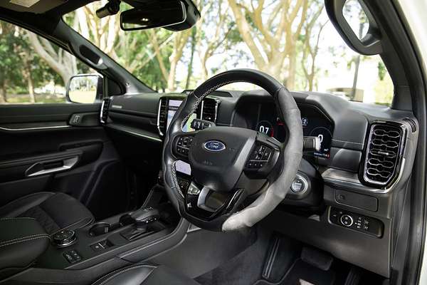 2022 Ford Everest Platinum  3.0L