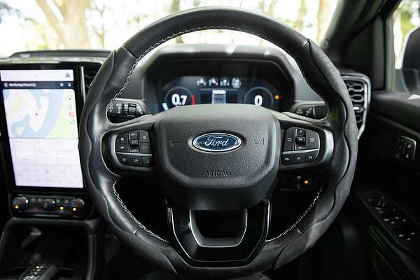 2022 Ford Everest Platinum  3.0L