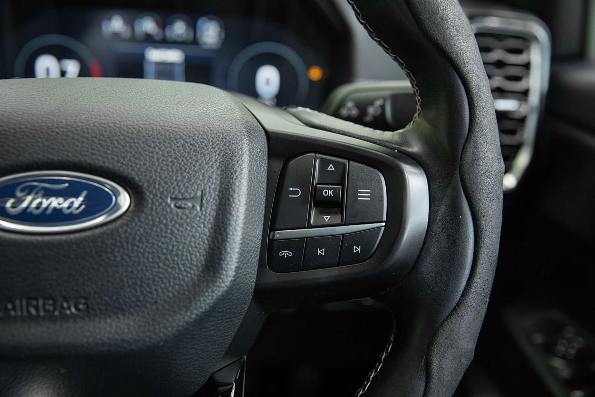 2022 Ford Everest Platinum  3.0L