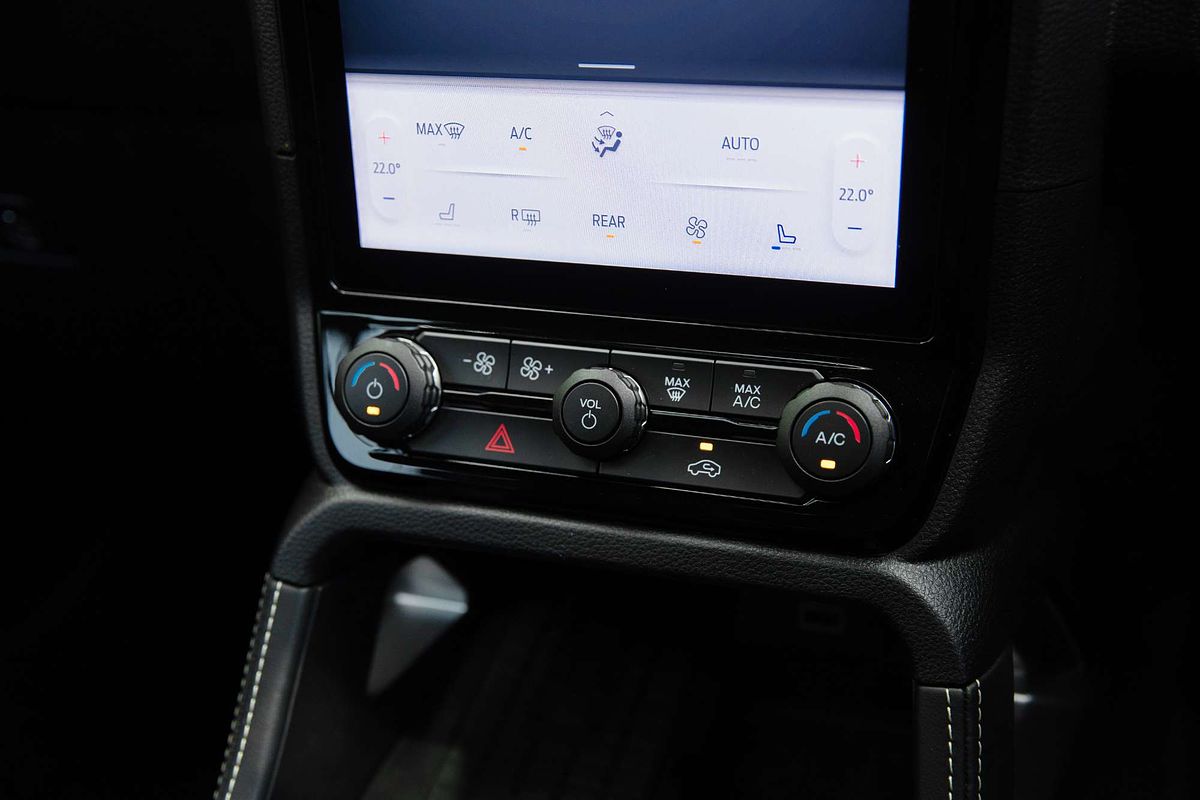 2022 Ford Everest Platinum  3.0L