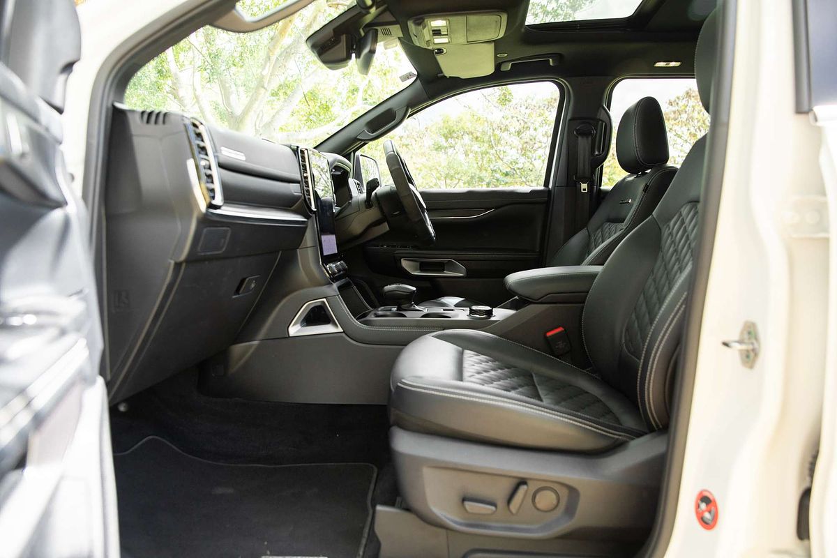2022 Ford Everest Platinum  3.0L
