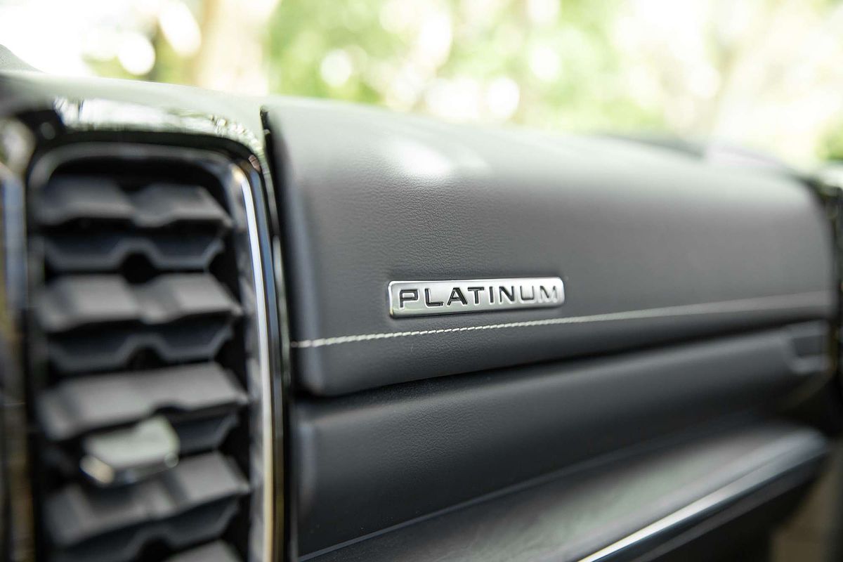 2022 Ford Everest Platinum  3.0L