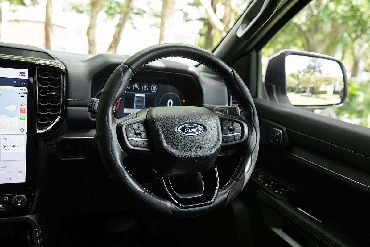 2022 Ford Everest Platinum  3.0L