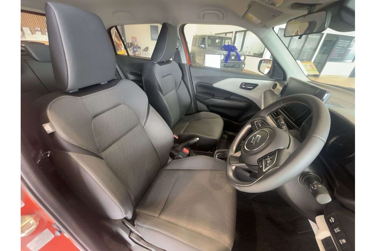 2024 Suzuki Swift Hybrid Plus UZ