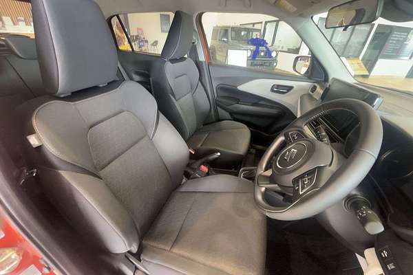 2024 Suzuki Swift Hybrid Plus UZ