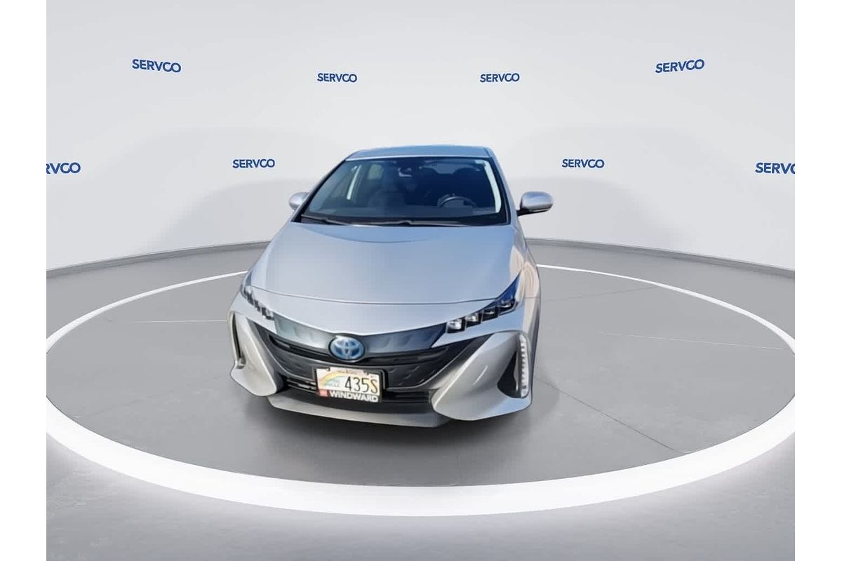 2021 Toyota Prius LE