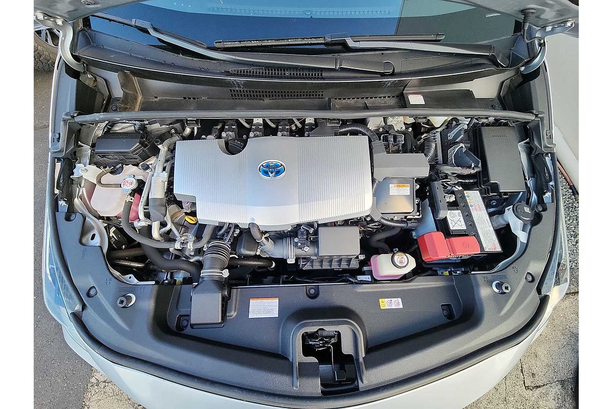 2021 Toyota Prius LE