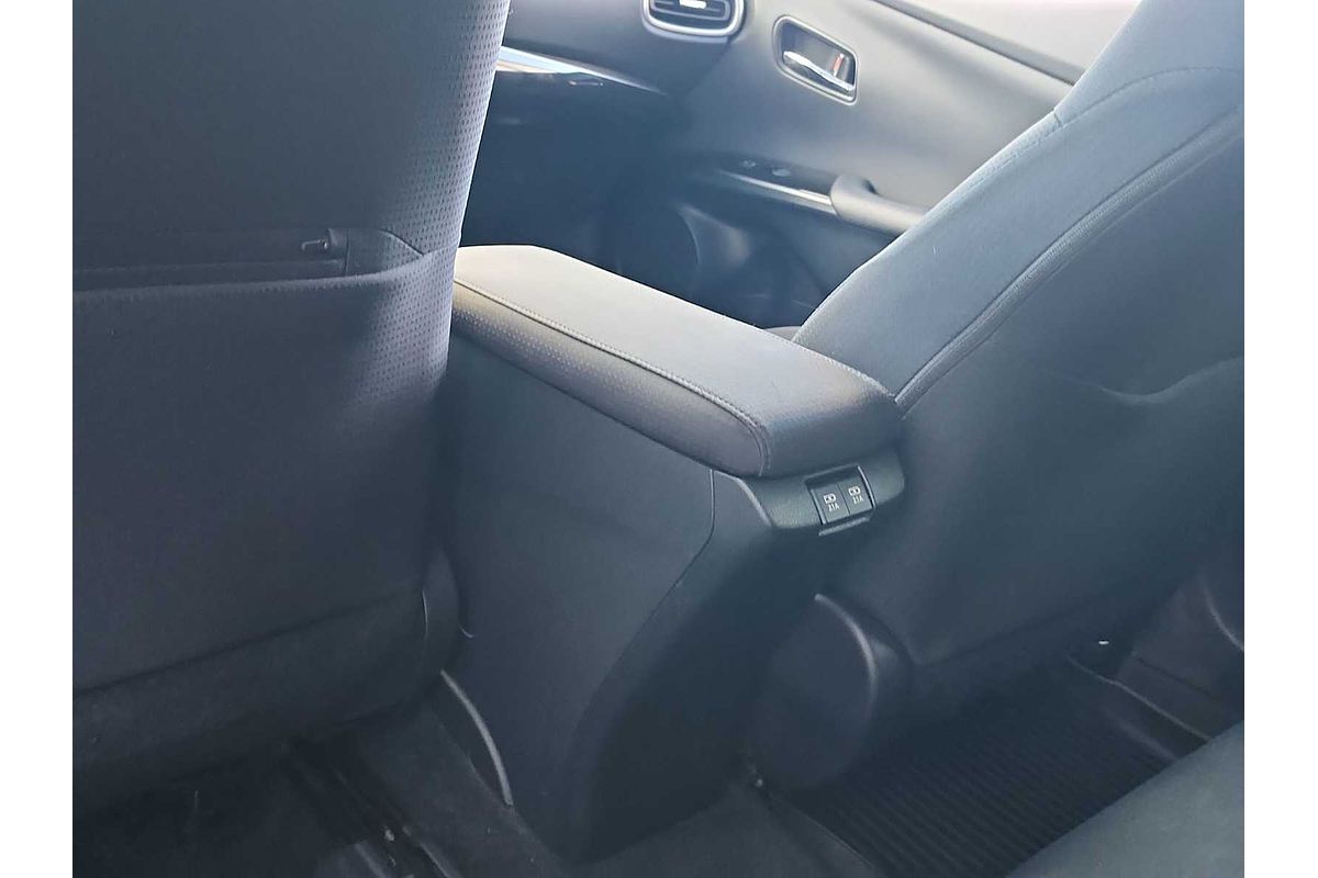 2021 Toyota Prius LE
