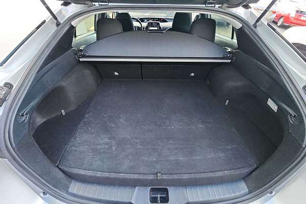 2021 Toyota Prius LE