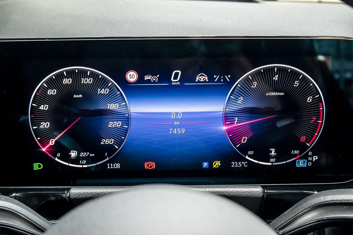 2025 Mercedes-Benz GLA-Class GLA200 H247