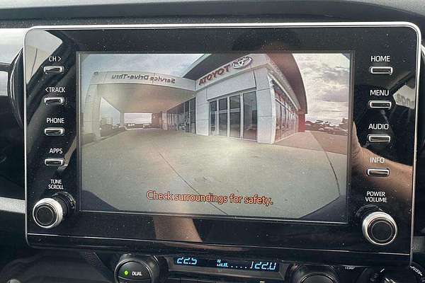 2025 Toyota Hilux SR 48V GUN126R 4X4