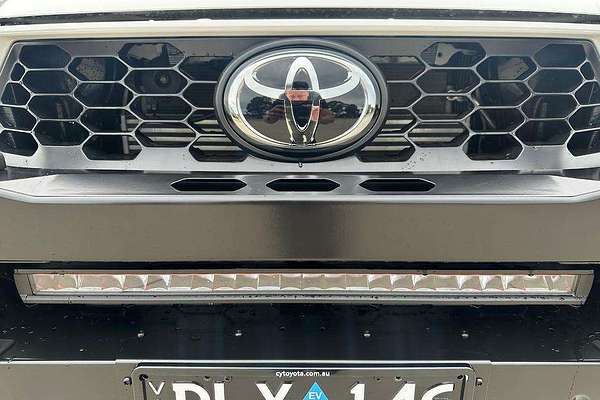 2025 Toyota Hilux SR 48V GUN126R 4X4