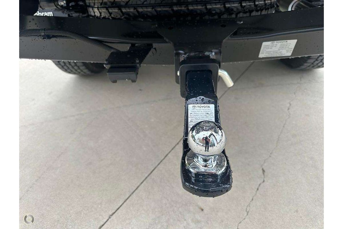 2025 Toyota Hilux SR 48V GUN126R 4X4