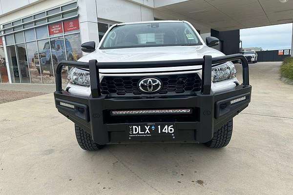 2025 Toyota Hilux SR 48V GUN126R 4X4