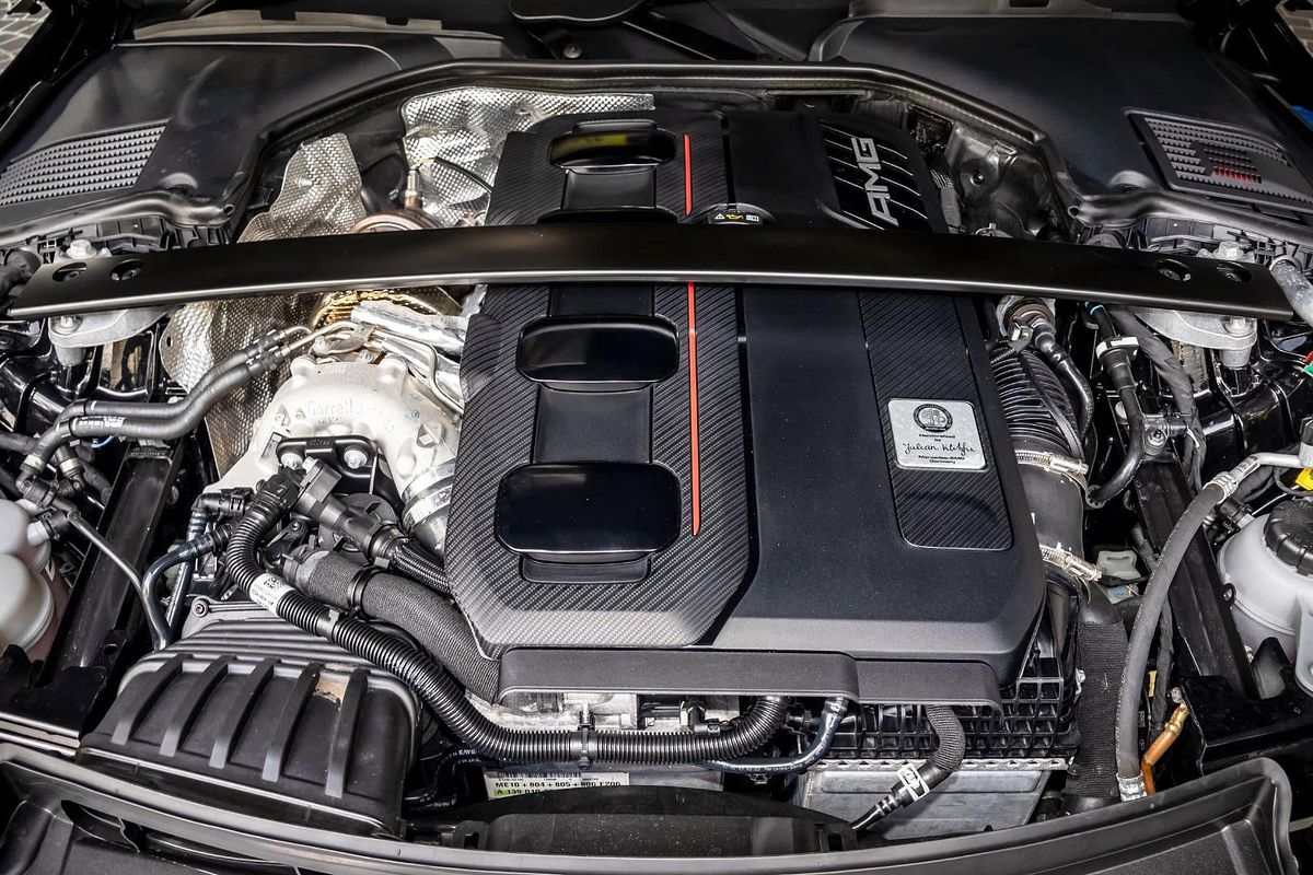 2024 Mercedes-Benz C-Class C63 AMG S E Performance W206
