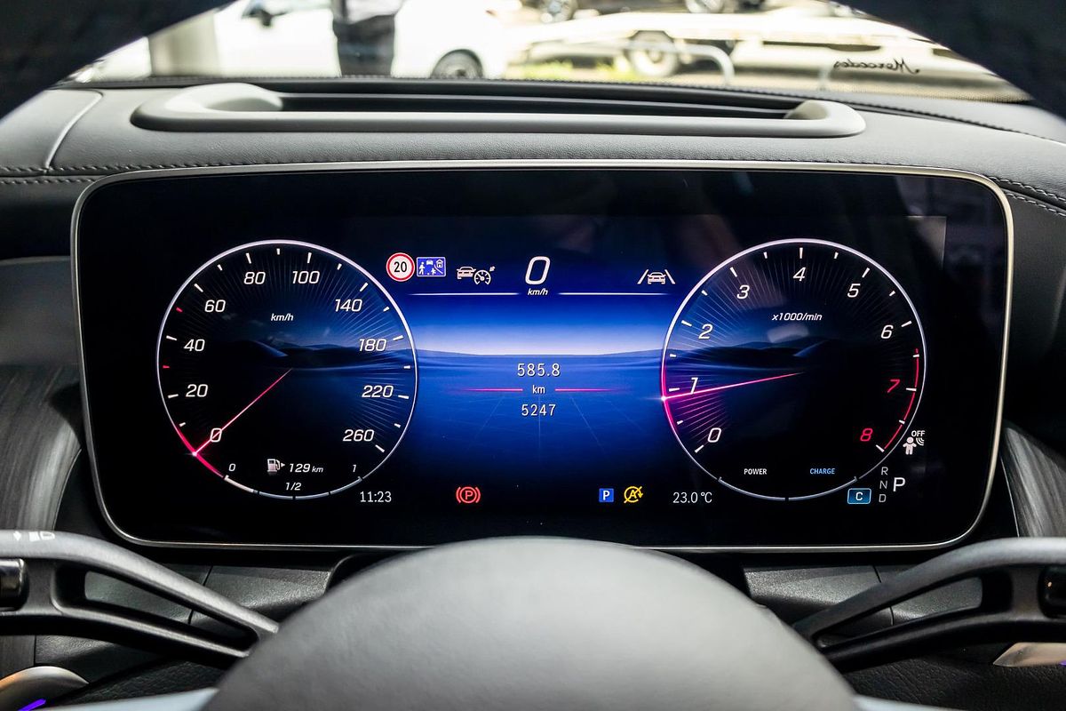2025 Mercedes-Benz GLC-Class GLC200 X254