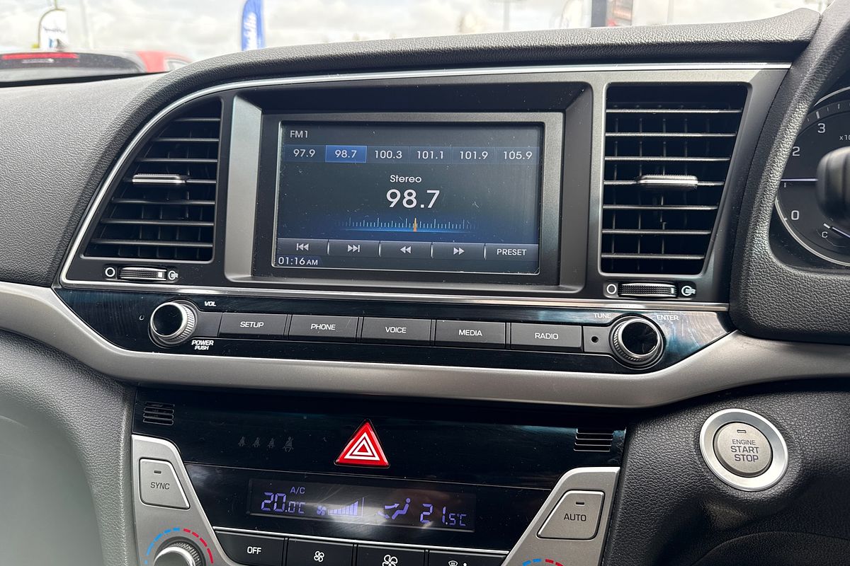 2017 Hyundai Elantra Elite AD