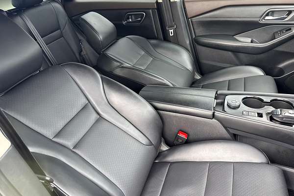 2023 Nissan X-TRAIL ST-L e-POWER T33