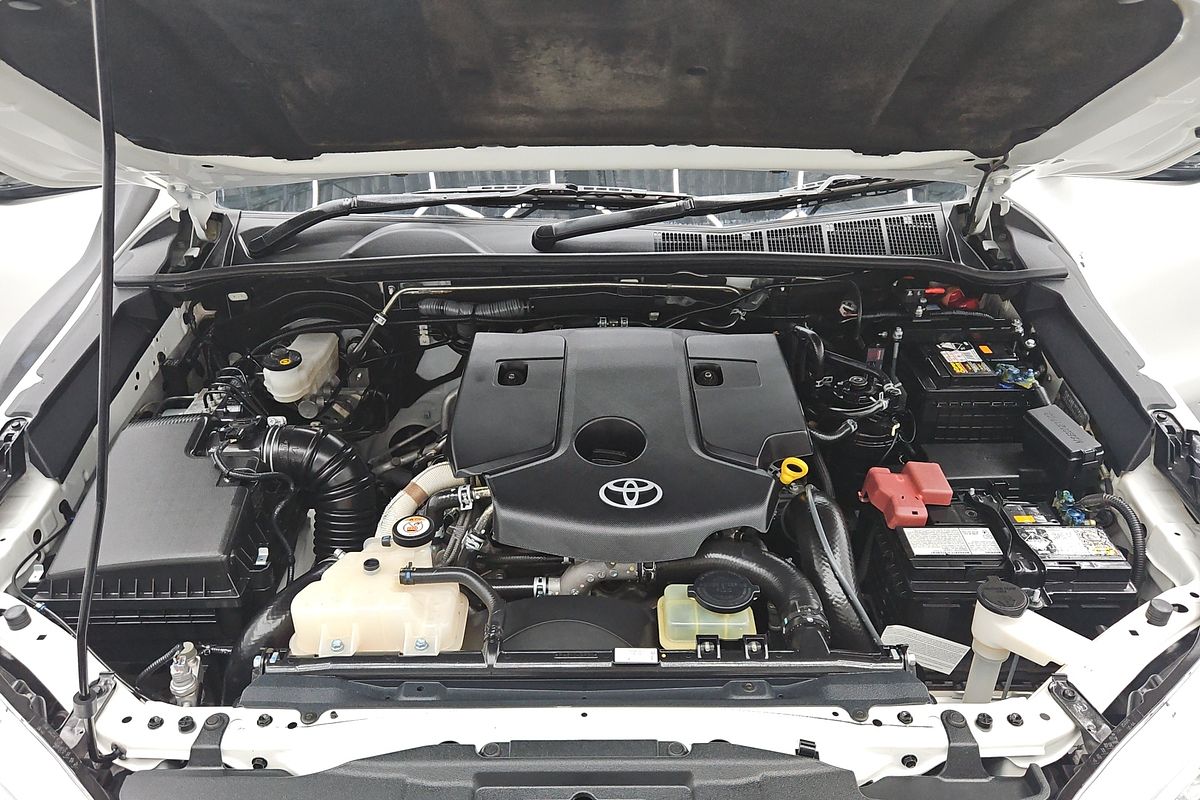 2018 Toyota Hilux SR GUN126R 4X4