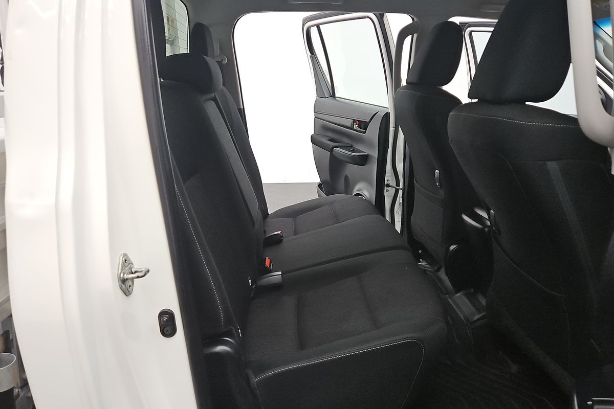 2018 Toyota Hilux SR GUN126R 4X4