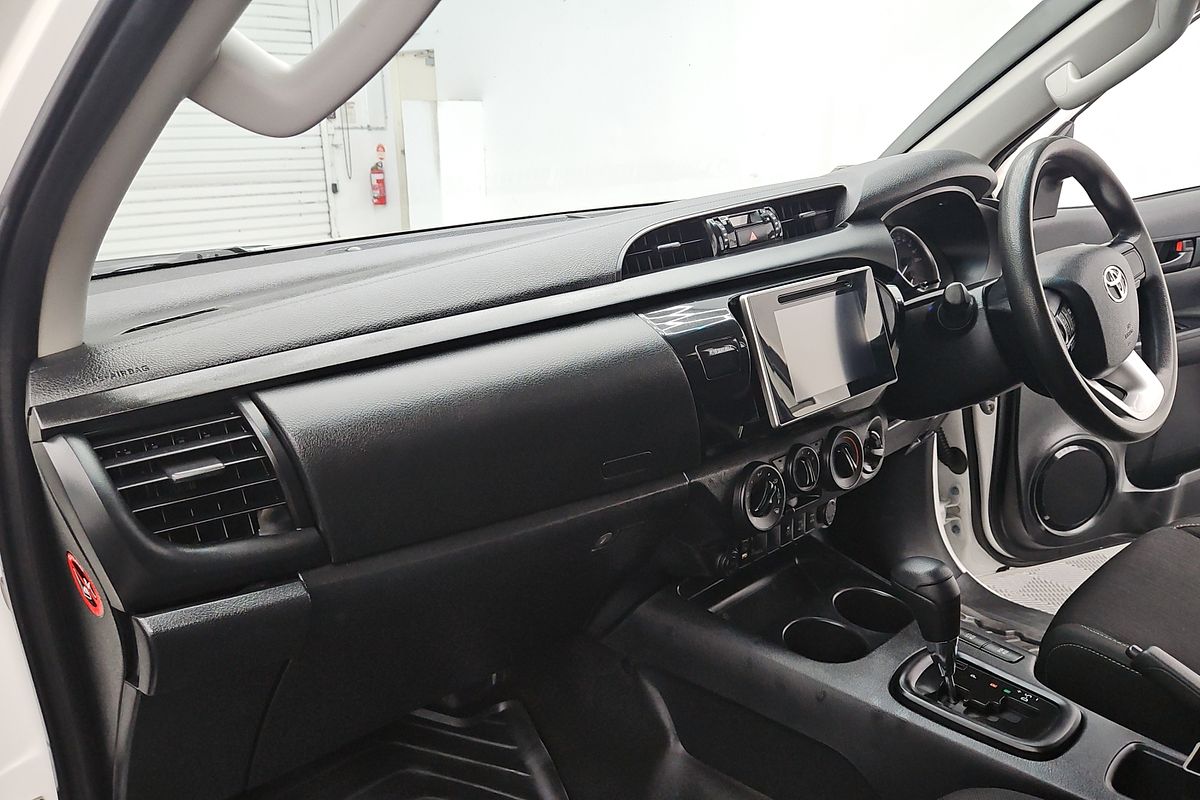2018 Toyota Hilux SR GUN126R 4X4