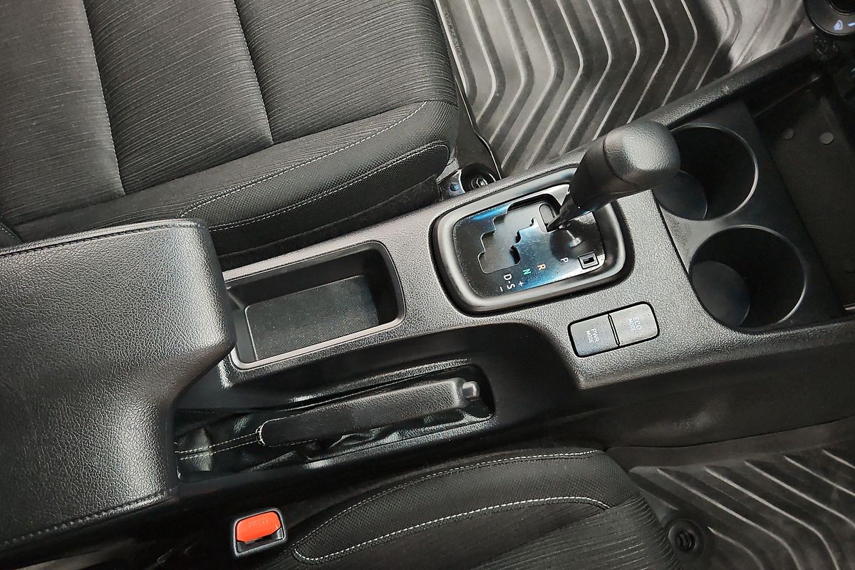 2018 Toyota Hilux SR GUN126R 4X4