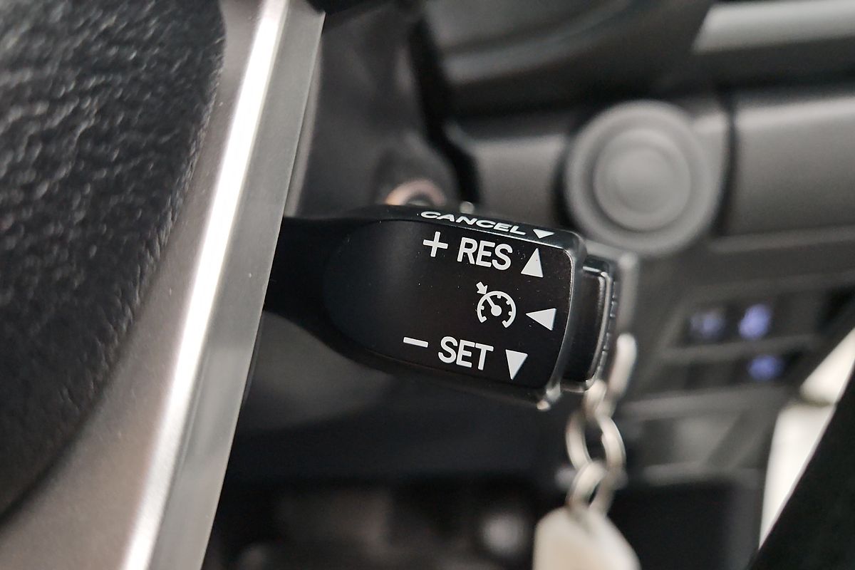 2018 Toyota Hilux SR GUN126R 4X4