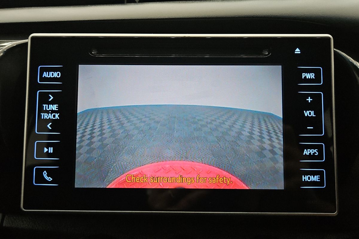 2018 Toyota Hilux SR GUN126R 4X4
