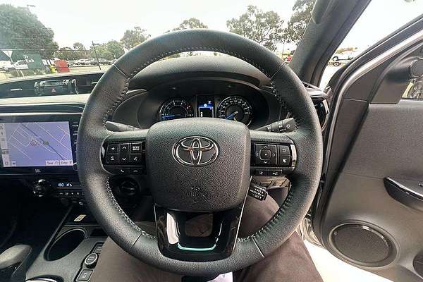 2024 Toyota Hilux Rogue 48V GUN126R 4X4