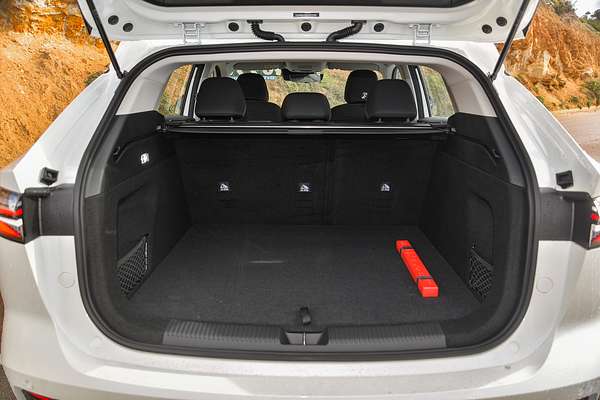 2025 MG HS Hybrid+ Excite AS33H