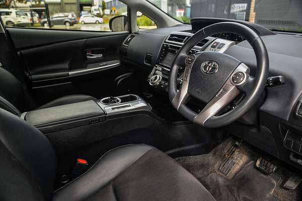 2019 Toyota Prius V ZVW40R
