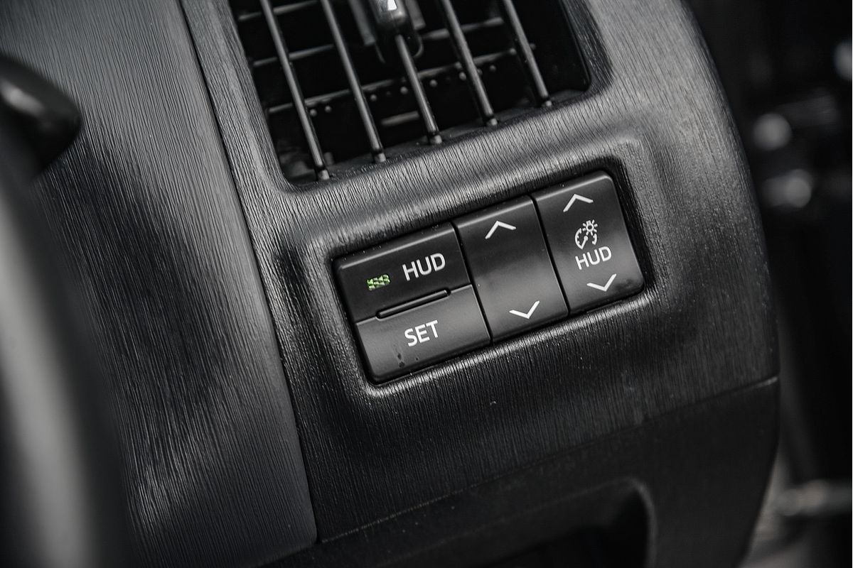 2019 Toyota Prius V ZVW40R