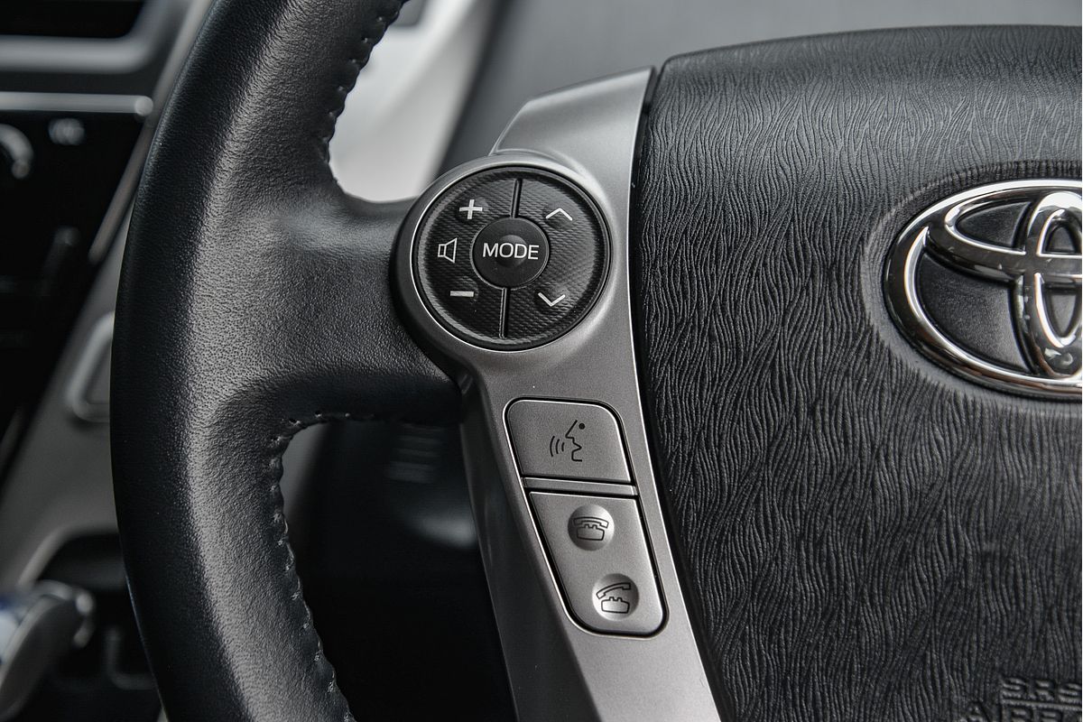 2019 Toyota Prius V ZVW40R