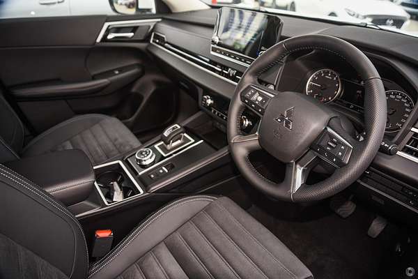 2022 Mitsubishi Outlander Aspire ZM