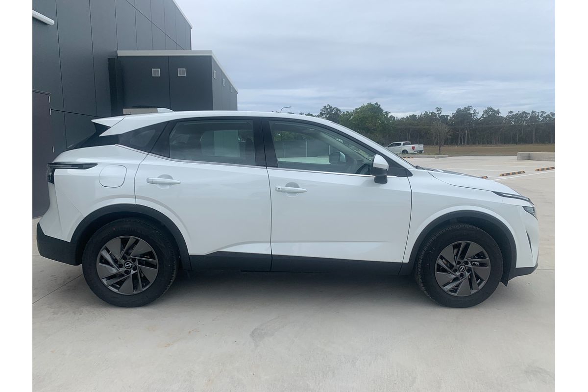 2025 Nissan QASHQAI ST J12