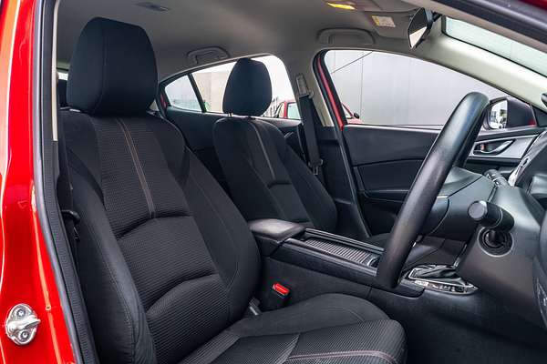 2017 Mazda 3 Glx 2.0P/6At