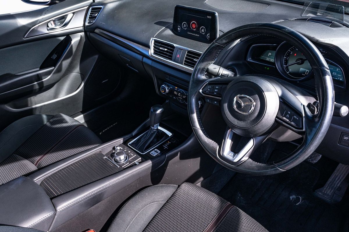 2018 Mazda 3 Sp25 2.5P/6At