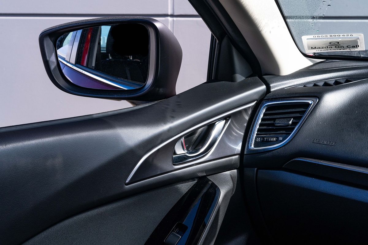 2018 Mazda 3 Sp25 2.5P/6At