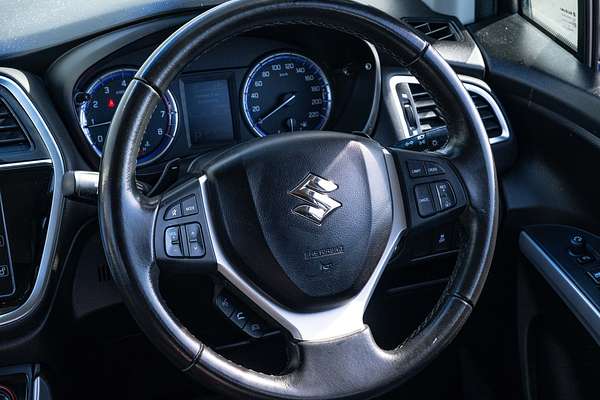 2021 Suzuki S-Cross Sx4Prestige 1.4Pt/6At