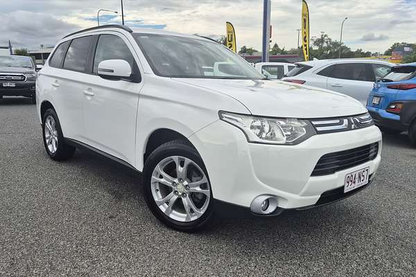 2013 Mitsubishi Outlander LS ZJ