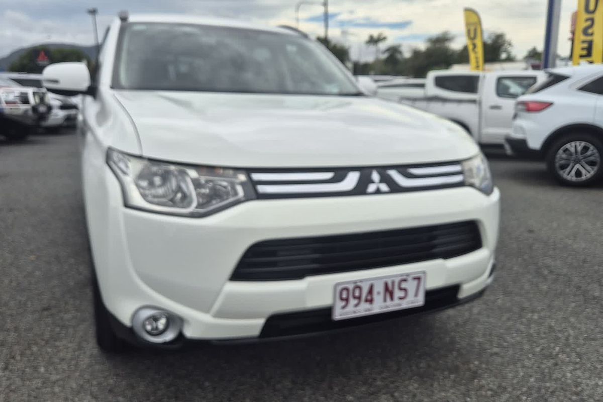 2013 Mitsubishi Outlander LS ZJ