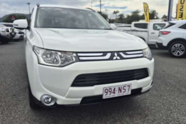 2013 Mitsubishi Outlander LS ZJ
