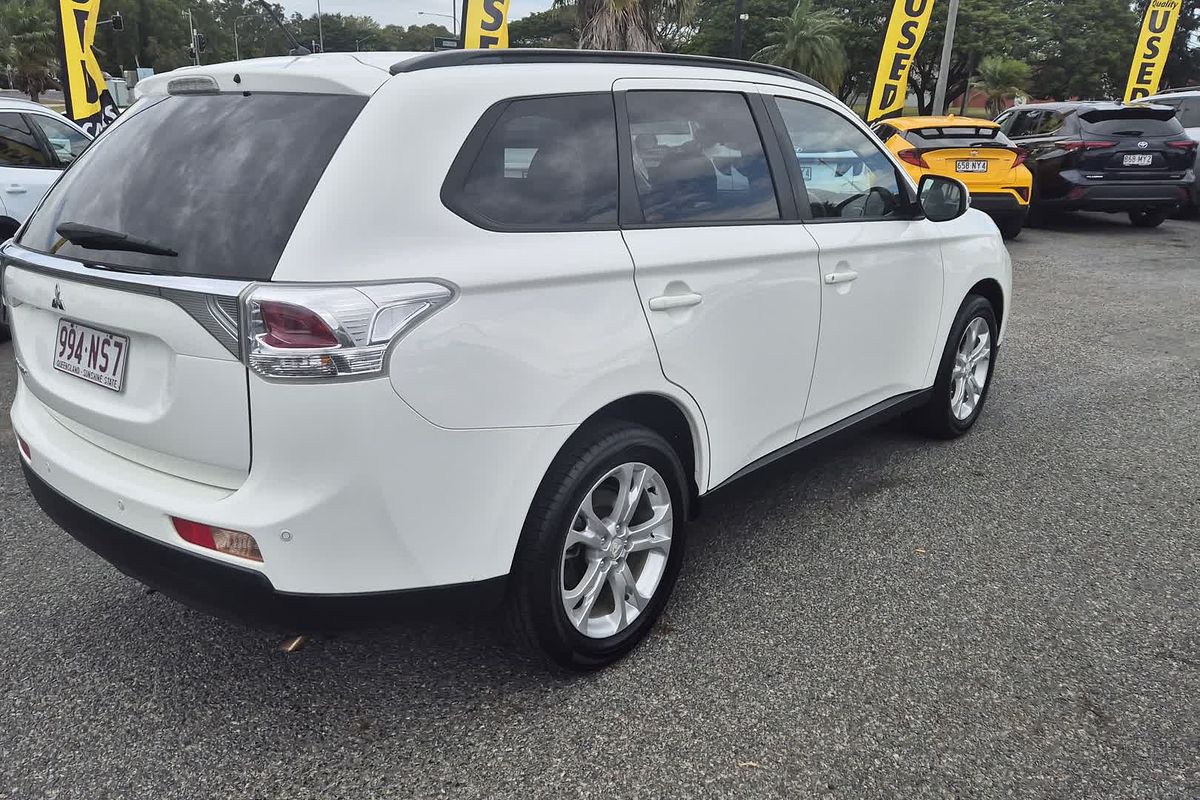 2013 Mitsubishi Outlander LS ZJ